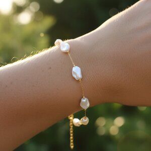 Chic & Stylish Bracelet – A Thoughtful Gift for Women and Girls, DYC1269